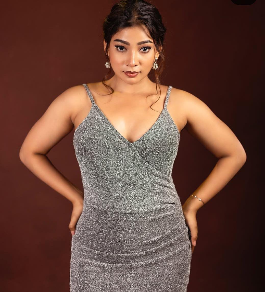 Gayathri v